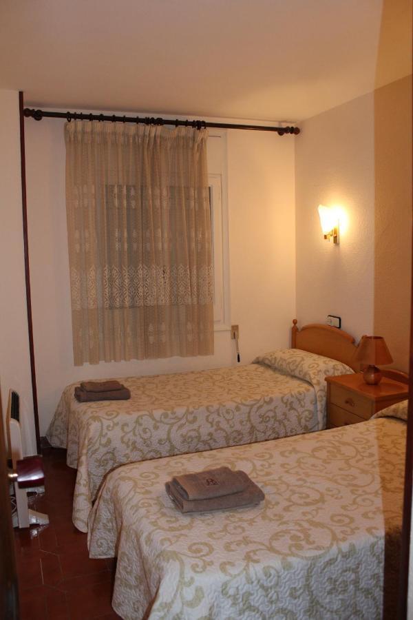 Club Nautic Apartment กัมบริลส์ ภายนอก รูปภาพ